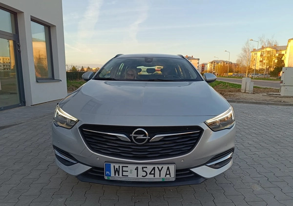 Opel Insignia cena 65000 przebieg: 133000, rok produkcji 2019 z Chełm małe 596